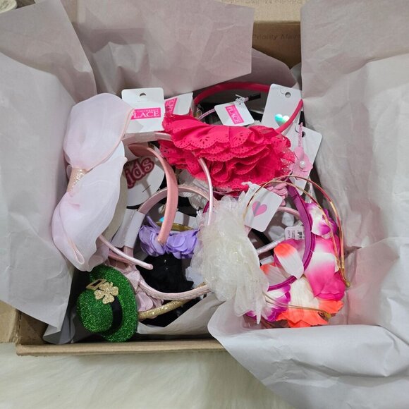 Lot of 17 ✦ Girl’s Headbands ✦ Floral, Glitter, Festive Variety NWT - Picture 13 of 14